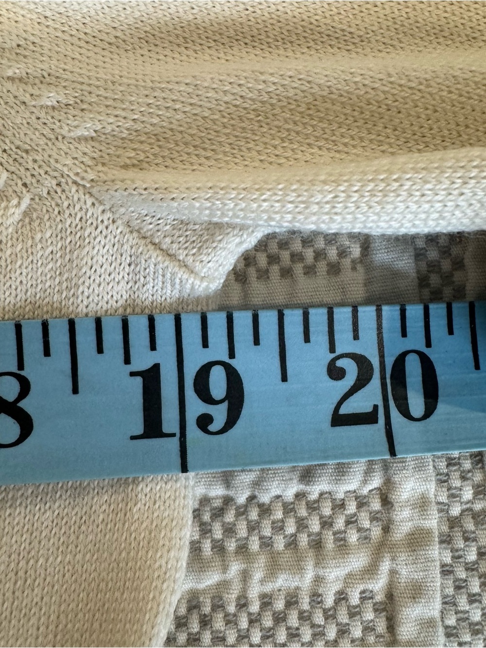 Uniqlo - 100% Wool - Cream - Lightweight Sweater - Unisex - Size Medium - Picture 6 of 10